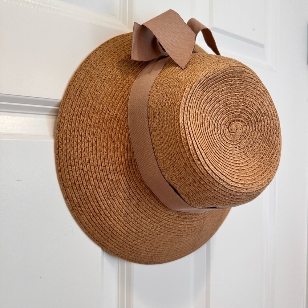 MaxMara - Intrend Tan Straw Hat with Ribbon - Beautiful - Picture 2 of 9